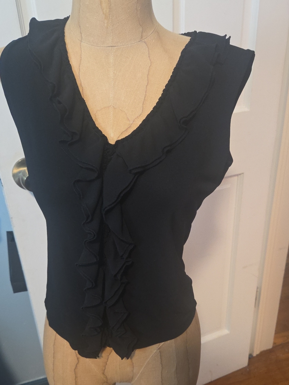 DKNY Black Ruffle V-Neck Sleeveless Camisole Top